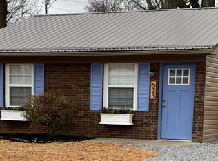 623 E 4th North St, Morristown, TN 37814
