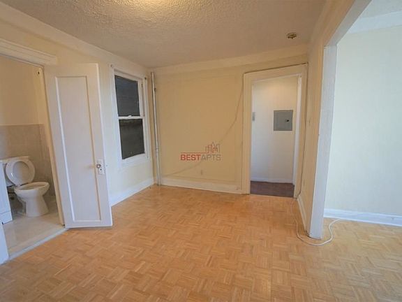 5th image of 725 9th Ave APT 3B