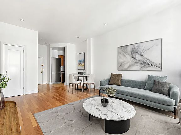 3rd image of 154 W 70th St APT 9K