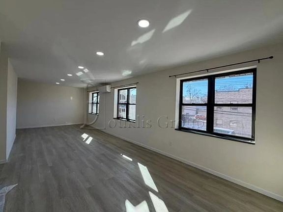 3rd image of 5919 174th St Floor 2