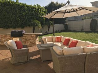 1706 9th St, Manhattan Beach, CA 90266