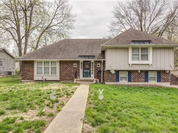 11627 Minor Dr, Kansas City, MO 64114