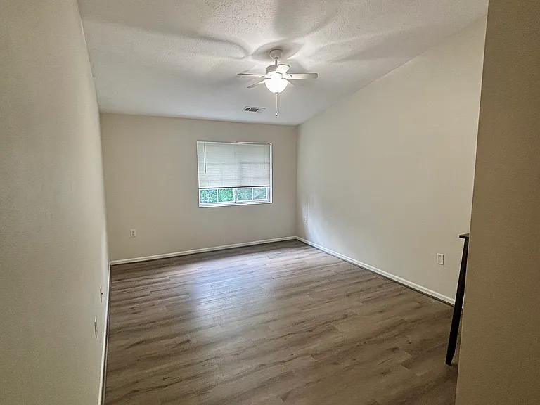 10405 Trotters Pointe Dr #204 — Photo 47