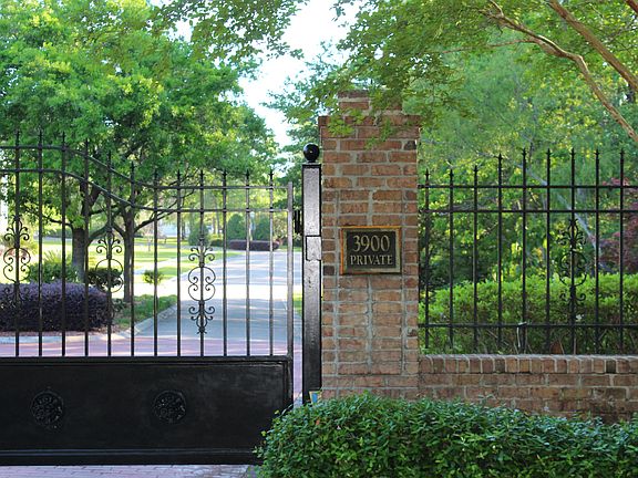 2nd image of Bienville Dr