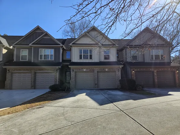 121 Grampian Ct, Marietta, GA 30008