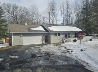 4368 Wildwood Dr, Rhinelander, WI 54501