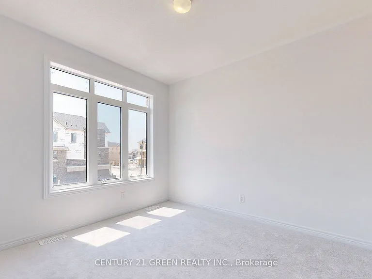 1000 Andrew Murdoch St — Photo 36