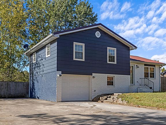 4th image of 308 Langley Dr