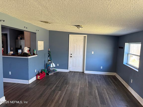 3rd image of 10419 AGAVE Road