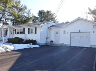 10 Charles St, Hampden, ME 04444