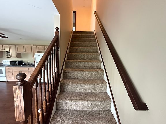 4th image of 102 N Paula Lynne Dr