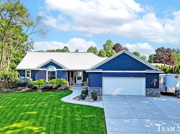1855 Cedar Tree Dr, Jenison, MI 49428