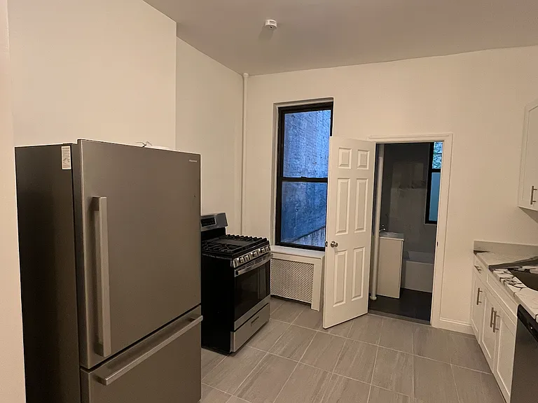 312 E 80th St #1 — Photo 7