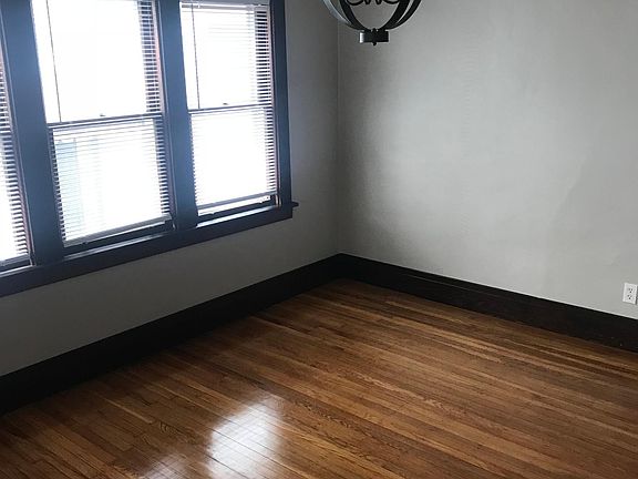 5th image of 149 Lincoln Blvd