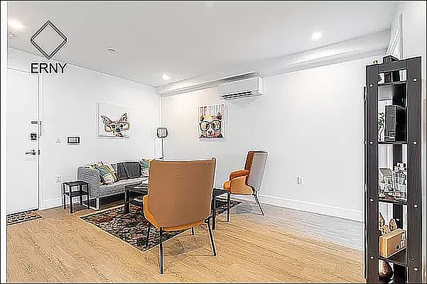 1st image of 2911 Snyder Ave #2E