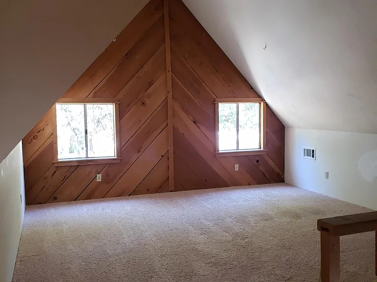 Loft open space for office - no closet