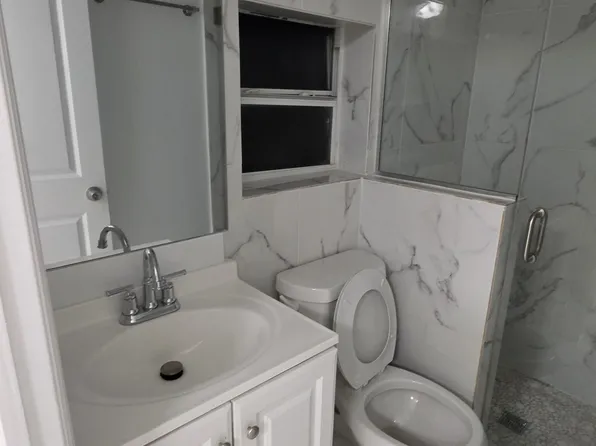6045 Dawson St, Hollywood, FL 33023