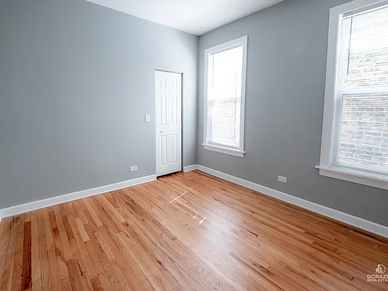 6111 S Eberhart Ave #2 — Photo 28