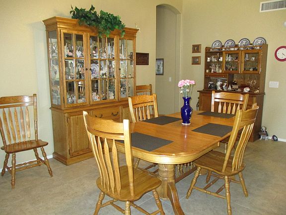 426 N Palo Verde Family Room 1