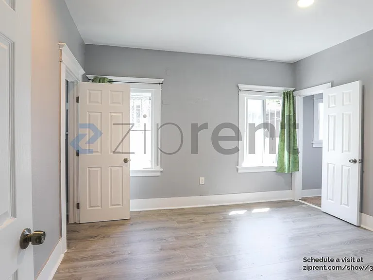 5001 S Budlong Ave — Photo 28
