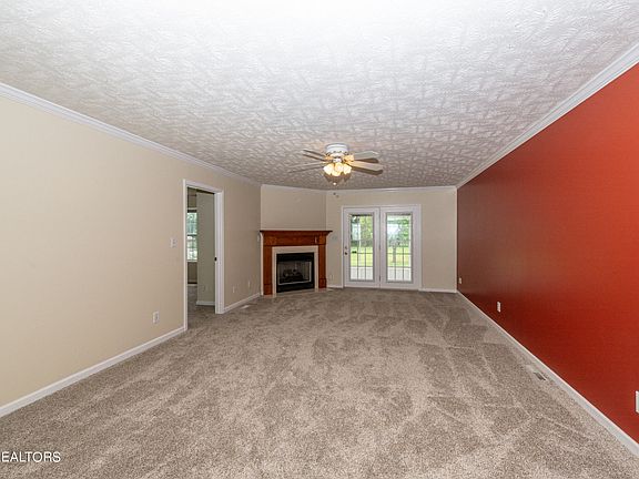 2nd image of 2615 Wilkinson Pike