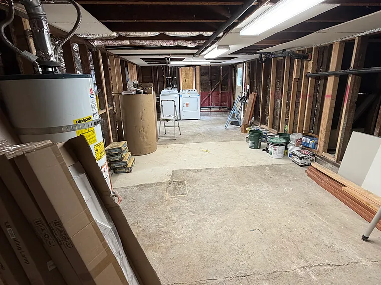 2108 Grant St — Photo 13