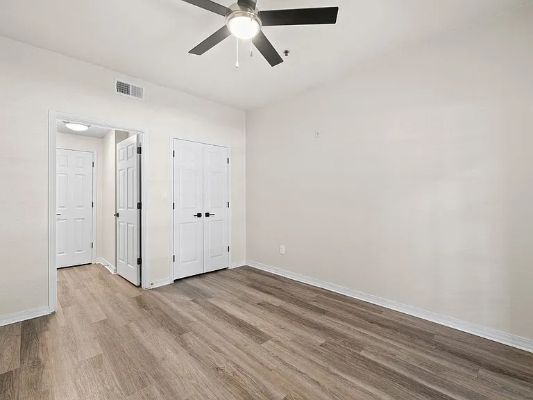 RENOVATED APARTMENT STYLE 2