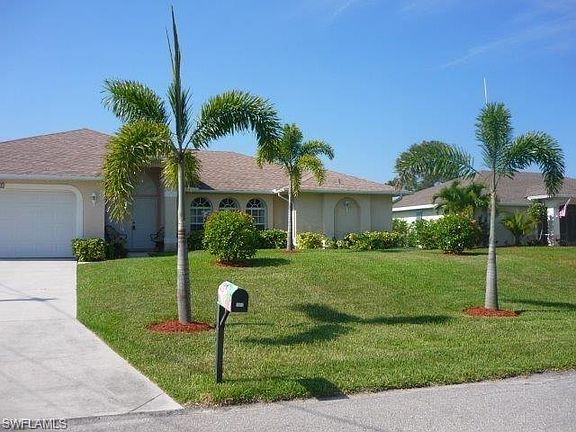 3rd image of 1818 SW 25th Ter