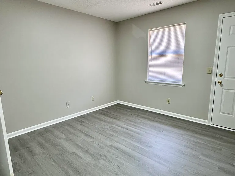 3209 Summer Pl #5 — Photo 10