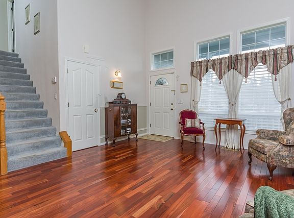 4th image of 10324 NE 20th Cir