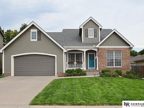 2nd image of 2712 Morrie Dr