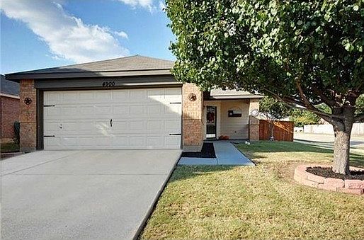 1st image of 4900 Waterford Dr