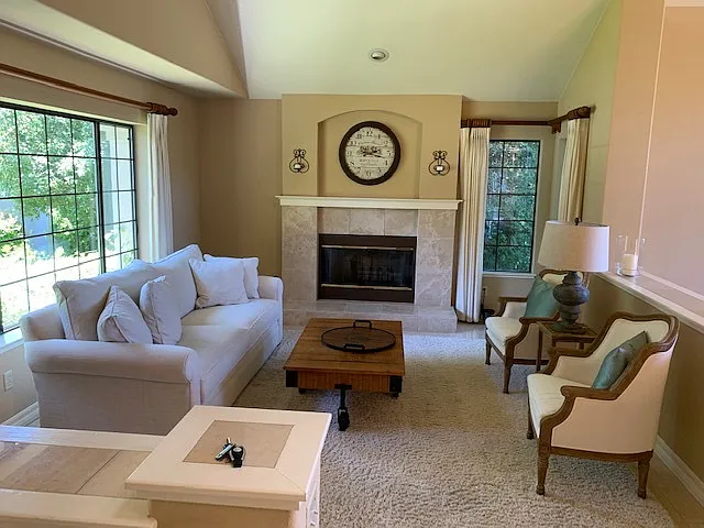 352 Troon Ct — Photo 4