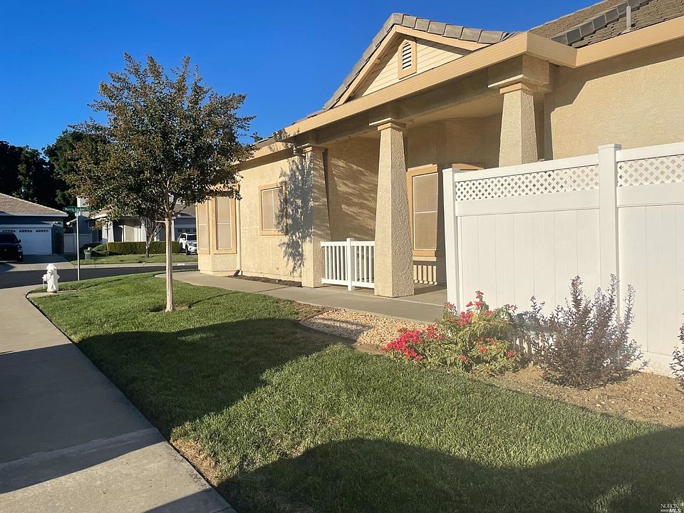 1st image of 460 Marvin Gardens Dr