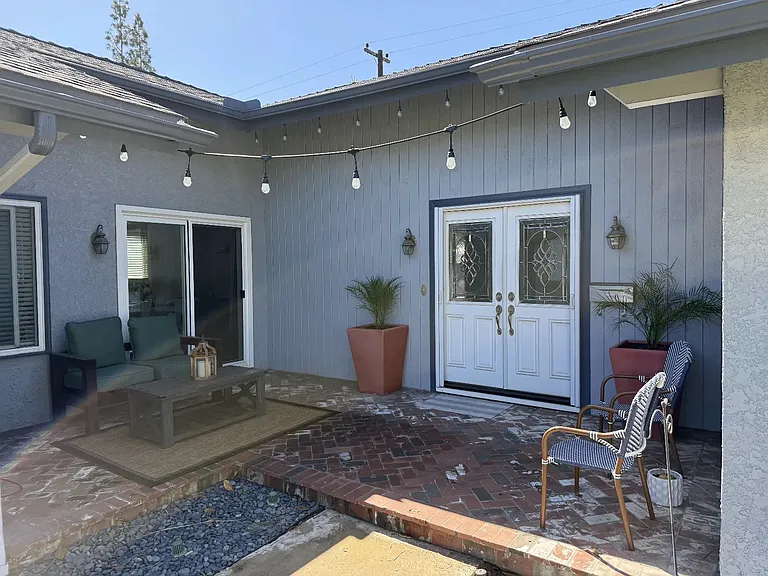 1434 N Kathleen Ln — Photo 3