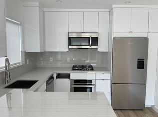 401 San Vicente Blvd #403-C, Santa Monica, CA 90402