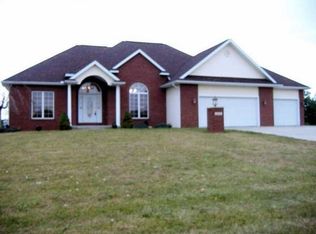 5113 N Sawgrass Ln, Leesburg, IN