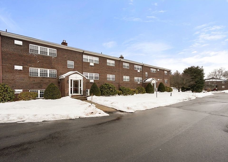1st image of 147 Milk St APT 18