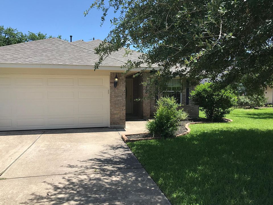 1st image of 2400 Woodbend Dr