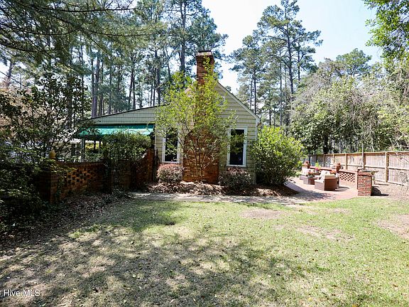 5th image of 370 E Morganton Road