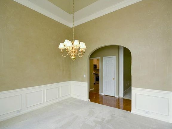 4th image of 1115 Winthrope Park Dr