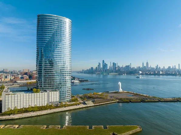 110 River Drive image 16 of 23