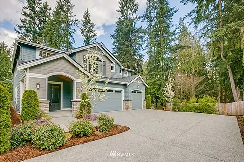 17716 28th Ave NE Photo 1