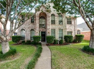 5772 Crestwood Ln, The Colony, TX 75056