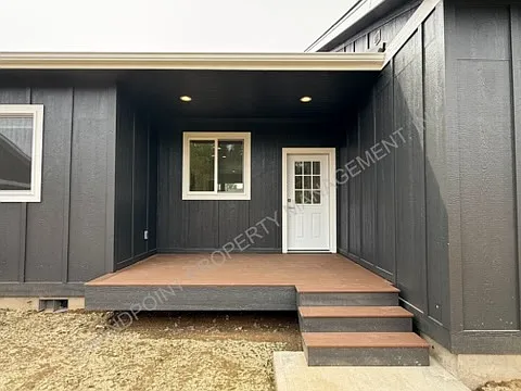 609 W 2nd Ave — Photo 5