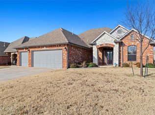 401 E Raleigh Ter, Mustang, OK 73064