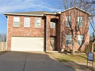 8009 York Beach Pl, Arlington, TX 76002