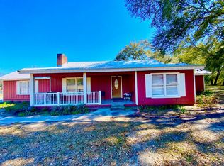 261 Lobinger Ave, Fitzgerald, GA 31750