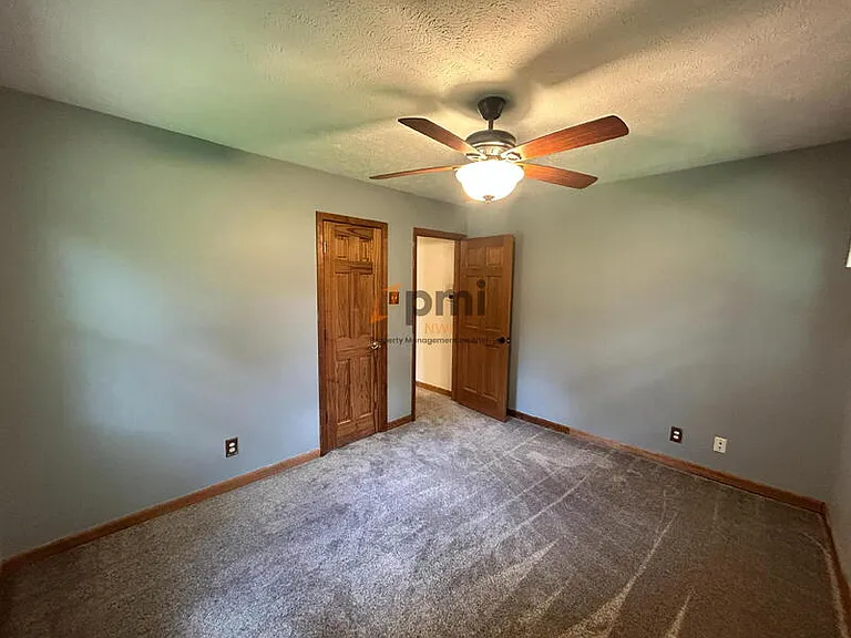 5107 White Oak Ter — Photo 17