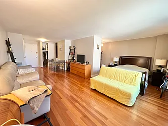 Sold by E Realty International Corp